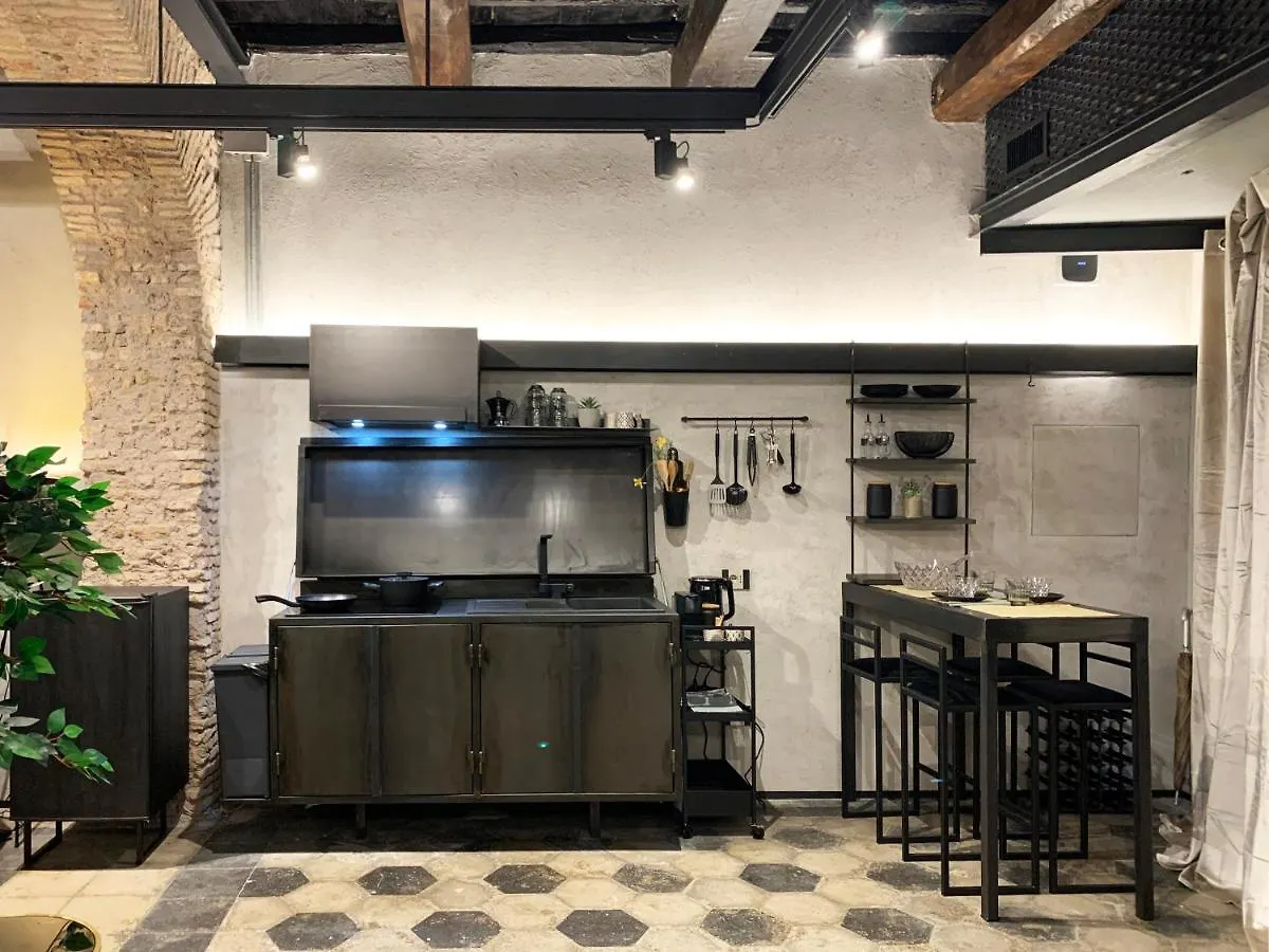 Romantic Wellness Apartment Colosseo Roma